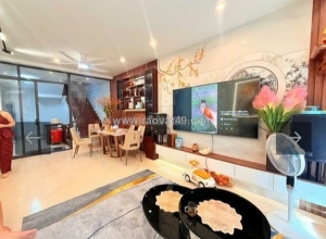 Chính chủ bán nhanh nhà cầu giấy, sát phố, ô tô 7 chỗ qua nhà 54m, .9 tỷ