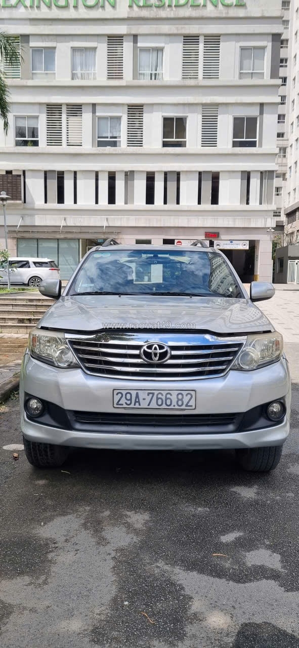 ~/Img/2025/11/chinh-chu-ban-xe-fortuner-sx-2013-01.jpg