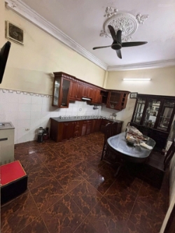 Chính chủ cho thuê giá rẻ - nhà riêng 4 tầng