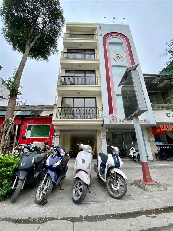 ~/Img/2025/11/cho-thue-cua-hang-2-mat-tien-tai-97-o-cho-dua-va-130-dong-cac-dong-da-ha-noi-02.jpg