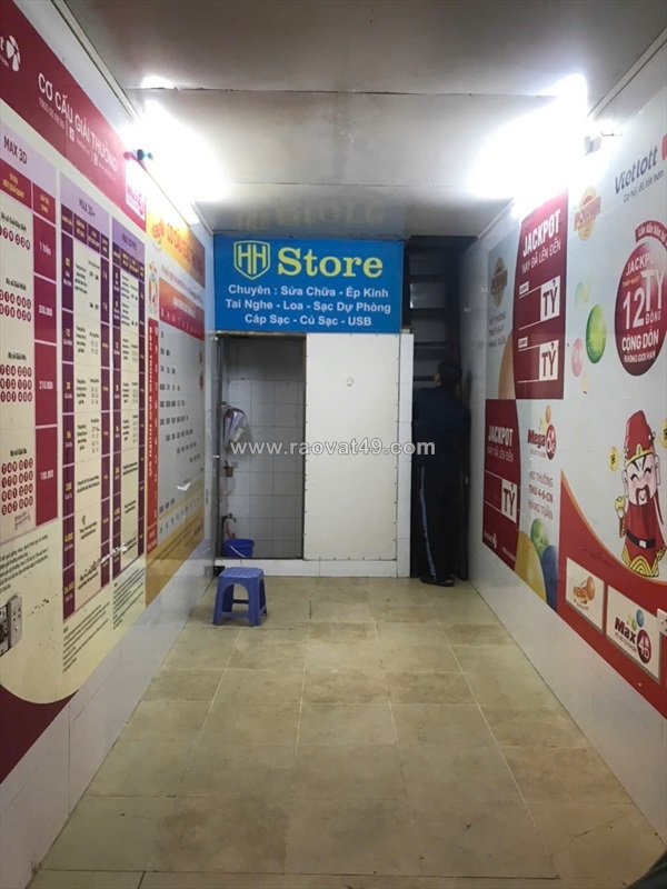 ~/Img/2025/11/cho-thue-cua-hang-nho-mat-pho-hong-mai-phuong-bach-mai-02.jpg