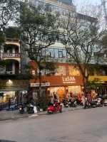 Cho thuê mặt bằng kinh doanh mặt phố số 28 vạn phúc, p.liễu giai, ba đình, hn