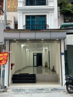 Cho thuê nhà 3 tầng – phù hợp làm văn phòng / kinh doanh sạch sẽ