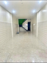 Cho thuê nhà nguyên căn 2 phòng ngủ có mặt bằng kinh doanh mặt tiền phan đình