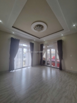 Cho thuê nhà nguyên căn 3 phòng ngủ full nội thất mặt tiền trần đại nghĩa