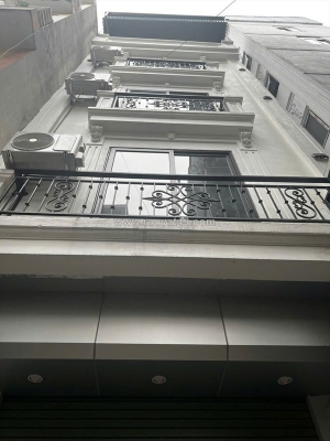 Cho thuê nhà nguyên căn mới kinh doanh ngõ 272 định công 35m² x 5 tầng, 3 ngủ,