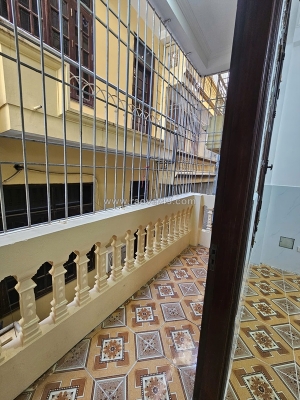 Cho thuê nhà nguyên căn ngõ 175 định công 45m2 x 5 tầng, 5 ngủ, 4 wc 14