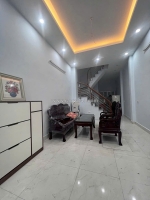 Cho thuê nhà nguyên căn ngõ 230 định công thượng, 35m² x 3 tầng, 3pn, 2 wc, 8.2