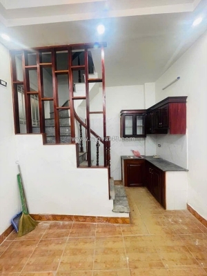 Cho thuê nhà nguyên căn – ngõ 243 nam dư, 20m² x 5 tầng, 3 ngủ, 4 vệ sinh, 7