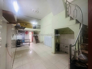 Cho thuê nhà nguyên căn tại 309 ngõ quỳnh, 38m² x 2 tầng và 1 gác lửng.2 ngủ, 6