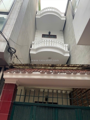 Cho thuê nhà phố chính kinh, 43m2 x 2.5 tầng, 2 ngủ, 2 vệ sinh, 11 triệu