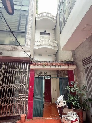 Cho thuê nhà riêng 2 tầng số 27 ngõ 72 chính kinh, nhân chính, thanh xuân, hà nội.