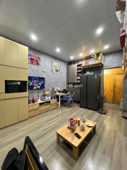 Cho thuê nhà tập thể tầng 3 dốc thọ lão, 80m² 6,5 triệu/tháng