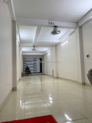 Cho thuê tầng 2 nhà mặt phố 60 tô hiệu, hà đông, hà nội.