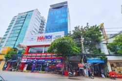 Cho thuê toà nhà 2mt 520 cách mạng tháng 8, p 11, quận 3