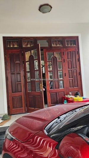 Cho thuê villa nguyên căn 4 phòng ngủ full nội thất sân đậu ô tô mặt tiền