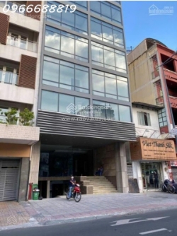 Chủ nhà định cư nước ngoài cần bán găp trong tháng - nhà mặt tiền hoàng hoa