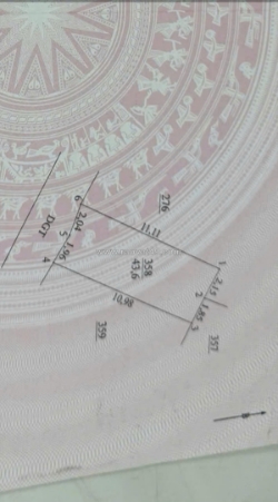 Có 102 duy nhất đan phượng 43,6m đường thông ,tứ tung.ô tô nằm trong đất.
giá