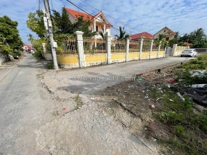 Đất giá hiếm 1.0xx tỷ – ngõ 4m ô tô quay đầu – thanh khoản nhanh  zalo 0567 222