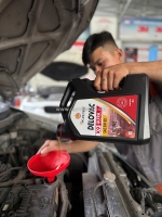 Dầu máy ép nhựa tại long an