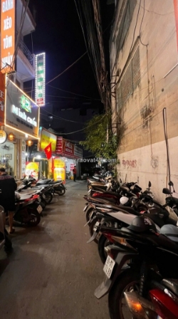 Do mình về quê cưới vợ nên cần nhượng lại quán đang kinh doanh ổn định, lượng