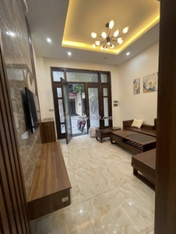 (gần vincom) bán lk sao biển 56mx5t hoàn thiện 7.8 tỷ đường thông oto tránh có