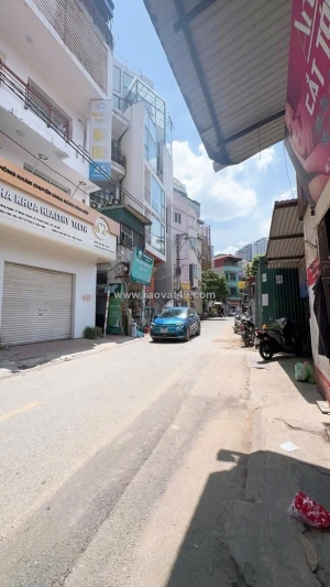 Gđ cần bán nhà mặt phố hoàng ngân -  siêu phẩm - mặt phố vỉa hè- ô tô tránh