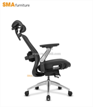 Ghế xoay giám đốc nhập khẩu – biểu tượng đẳng cấp và quyền lực nơi làm việc