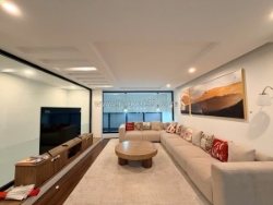 Giá tốt, bán nhà đội cấn, 6 tầng thang máy, 70m chỉ  tỷ