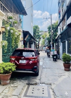 Hẻm xe hơi thông – giáp q11, tân bình – nhà 2 tầng – 121m – 5pn – nhỉnh 9