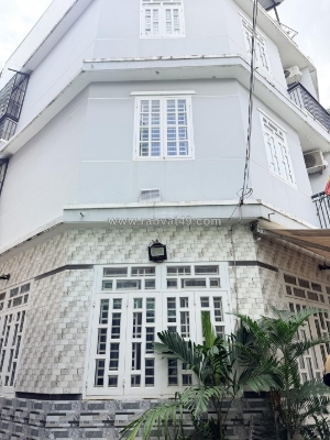 Hiếm- căn góc 2 mặt tiền hẻm xe hơi q2 giá rẻ