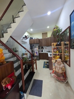 🔥hiếm có: mặt tiền 4m - thoáng sáng - ở ngay. bán nhà thanh xuân.