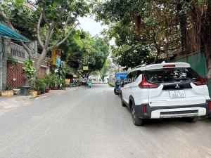 Hiếm có nhà 5 tầng đẹp hẻm 549 lê văn thọ ngang 5m 75m2 t.máy tặng nt ở ngay