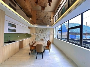 Hoàng văn thái - thang máy - nhà đẹp - 2 mặt thoáng 50m2 6 tầng mt 8.4 tỷ giá