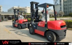 Hướng dẫn lái xe nâng an toàn cho người mớ