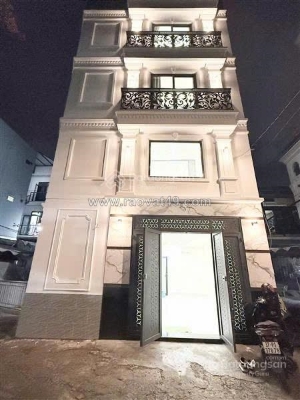 Hxh 7 chỗ đường hoàng hoa thám, ngang khủng 7m, 5 tầng, 2 mặt ban công thoáng