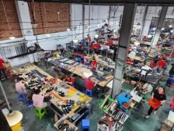 Khởi nghiệp bán ví da cuối năm – giá sỉ từ 40k – vat đầy đủ | +84898024565