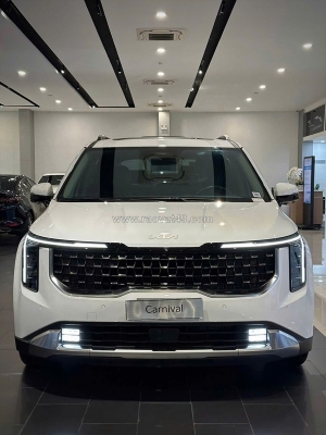 Kia carnival 2.2d signature 2025 – màu trắng ngọc trai