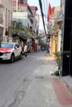 Long biên triệu đô – lô góc 2 mặt ngõ – mt 6.5m – oto đỗ cửa – sổ đỏ hoa hậu