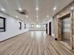 Mặt phố quan nhân - lô góc toà nhà 8 tầng thang máy 123m2  mt 8m giá 46.8 tỷ