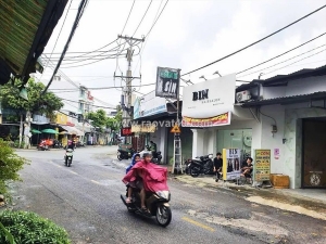 Mặt tiền huỳnh thị hai nhà 2 tầng mới đẹp 57m², gần đại học giao thông vận