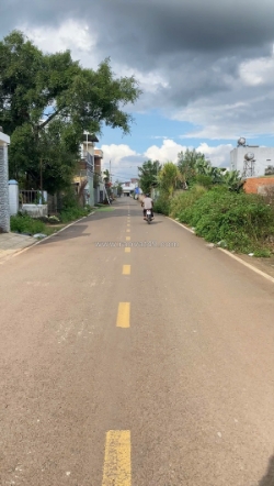 Mặt tiền tăng bạch hổ, trung tâm đức trọng, lâm đồng, khu sầm uất