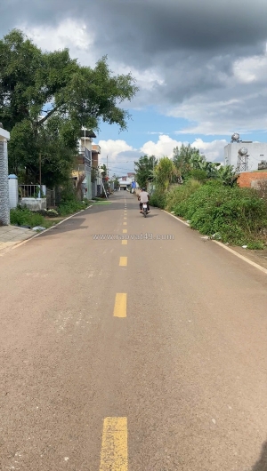 Mặt tiền tăng bạch hổ, trung tâm đức trọng, lâm đồng, khu sầm uất