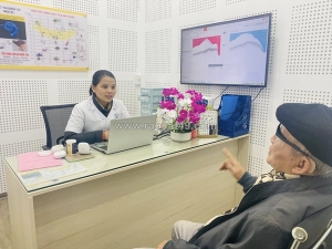 Máy trợ thính intuis 4 – giúp bạn tỏa sáng hơn