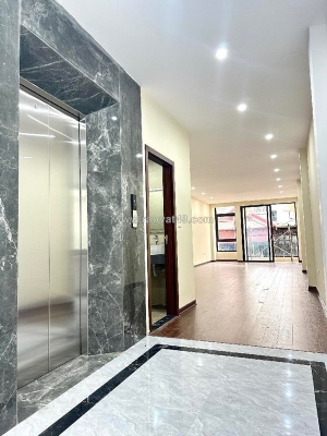 Mình cho thuê nhà mới, hai mặt tiền, thụy khuê, 111m2x 4t vỉa hè 30 tr