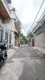 Ngộp kênh tân hóa - hxh 68m2 - 3 tầng -  gần q11