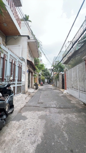 Ngộp kênh tân hóa - hxh 68m2 - 3 tầng -  gần q11