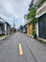 Nhà 2 tầng mặt tiền ta10, ô tô ngủ trong nhà. sát bên lê thị riêng, phường thới