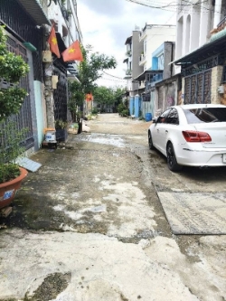 Nhà 3 tầng khu bàn cờ hẻm 6m thông đường thạnh xuân 40, diện tích 81m2 (5.5 x