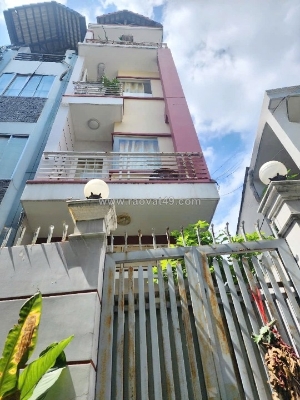 Nhà 4 tầng đường phạm thế hiển p4 q8